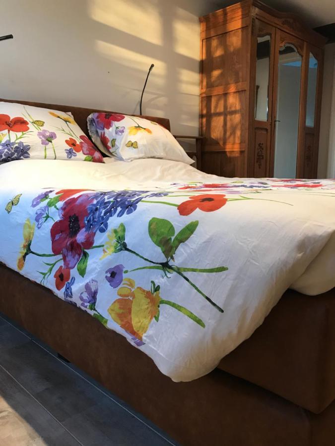 Bed and Breakfast De Oude Pastorie Netersel Экстерьер фото